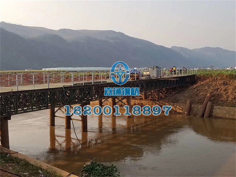 云南紅河州彌蒙鐵路竹園界51米長、6米寬鋼橋